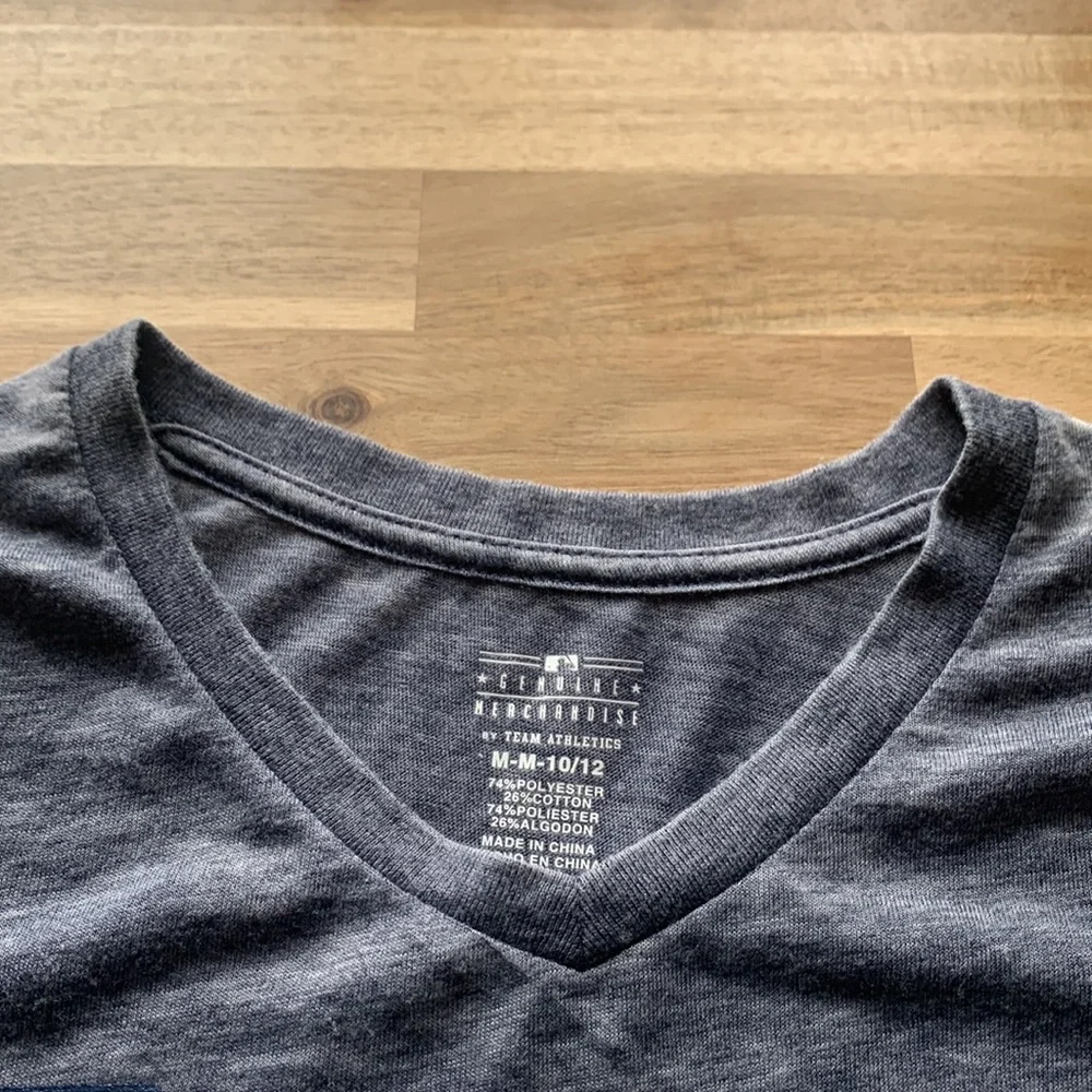 NWT! Genuine Merchandise Girl’s New York Yankees T-Shirt - Size 10/12